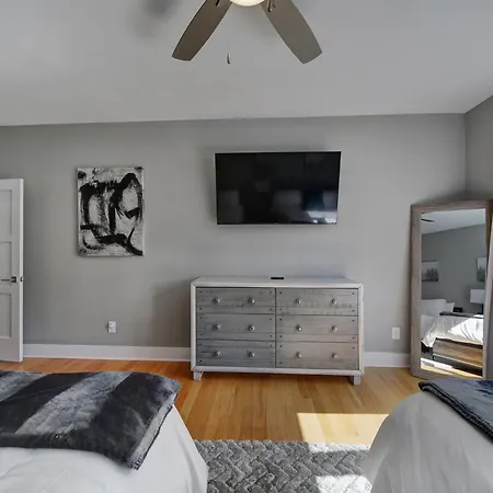 Holiday home 906 Westbrook B Views Rooftop Hot Tub And Short Walk To Stadium