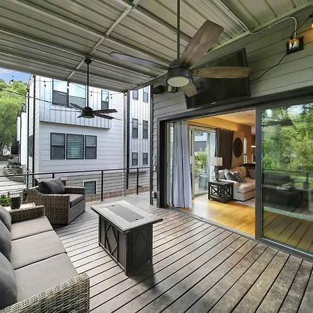 906 Westbrook B Views Rooftop Hot Tub And Short Walk To Stadium