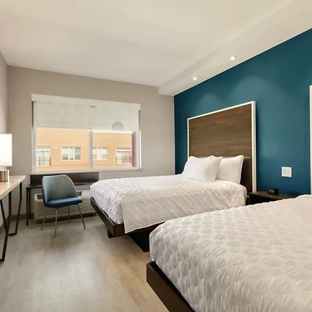 Tru By Hilton Ayrsley 3*