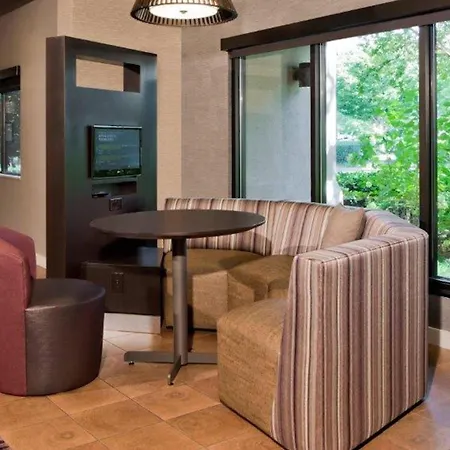 Hotel Courtyard By Marriott Ballantyne 3*
