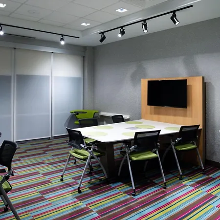 Aloft By Marriott Airport Hotel