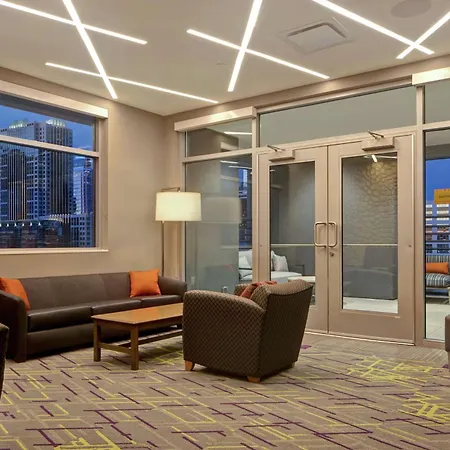 Hotel Home2 By Hilton Uptown