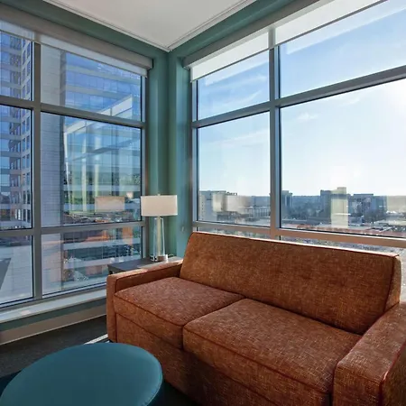 Home2 By Hilton Uptown Hotel 3*