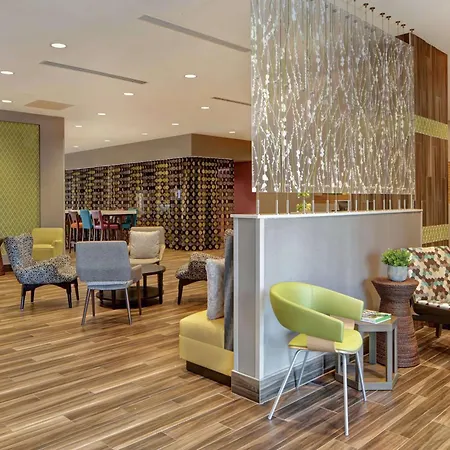 Hotel Home2 By Hilton Uptown