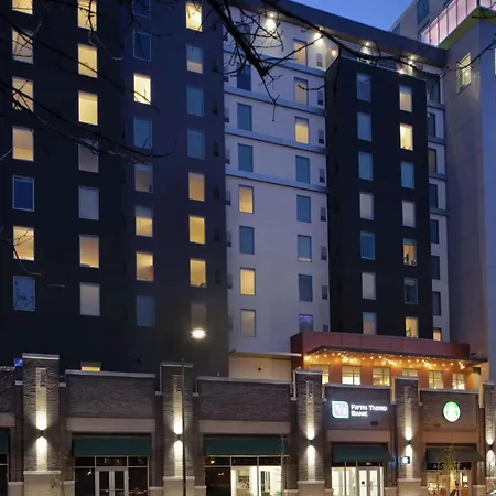 Hotel Home2 By Hilton Uptown 3*