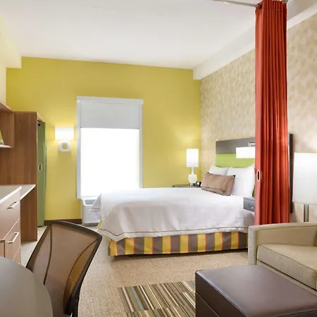 Hotel Home2 By Hilton Airport
