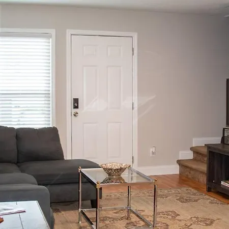 Cozy 2 Bdr Townhome Plaza Midwood - 10 Min To Uptown Apartment