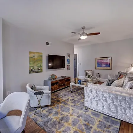 The Collection Clt: Lamar Avenue Apartment Charlotte