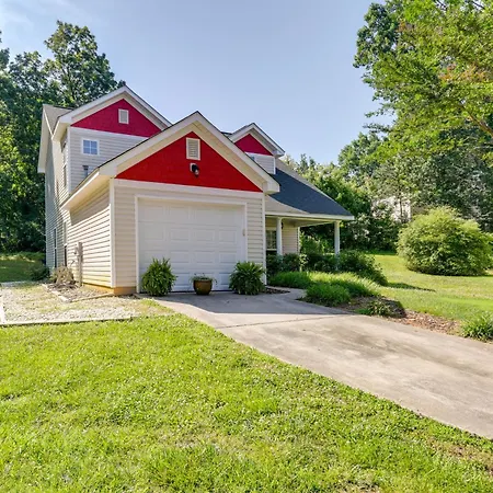 Holiday home About 9 Mi To Bank Of America Stadium! *