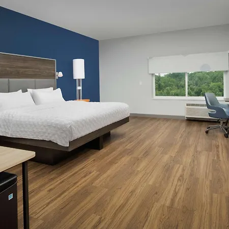 Hotel Tru By Hilton Airport Pointe Charlotte