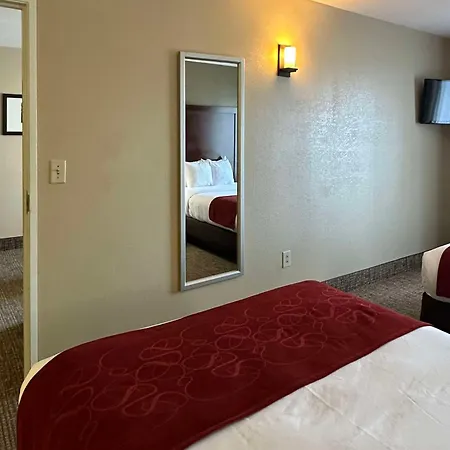 By Ihg