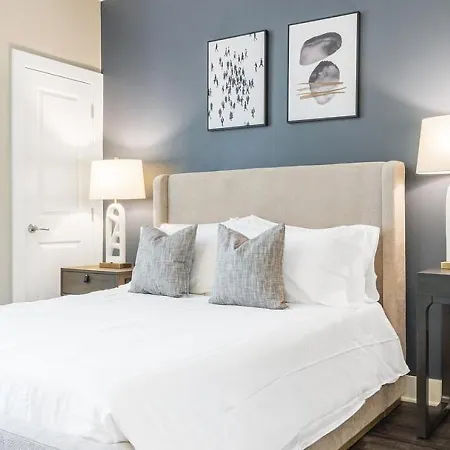 Landing Modern With Amazing Amenities Apartment *