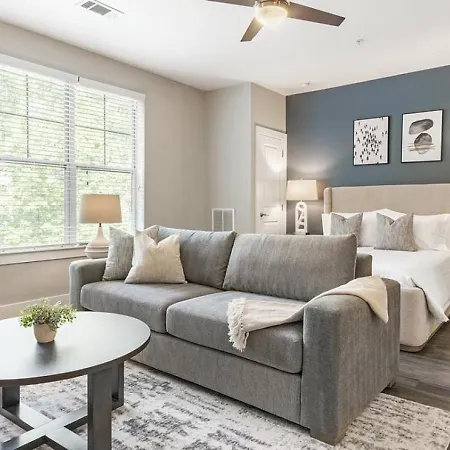 Landing Modern With Amazing Amenities Charlotte