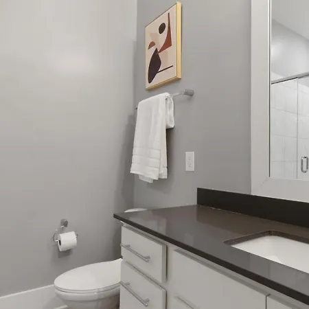 Landing Modern With Amazing Amenities * Charlotte
