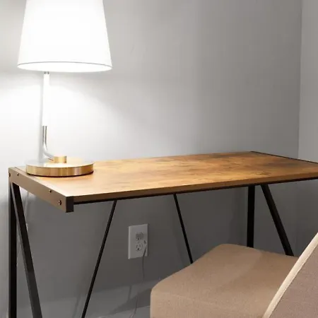 Landing Modern With Amazing Amenities Apartment