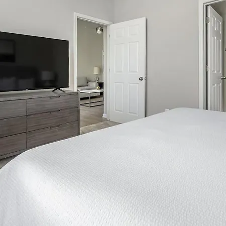 Apartment Landing Modern With Amazing Amenities Charlotte