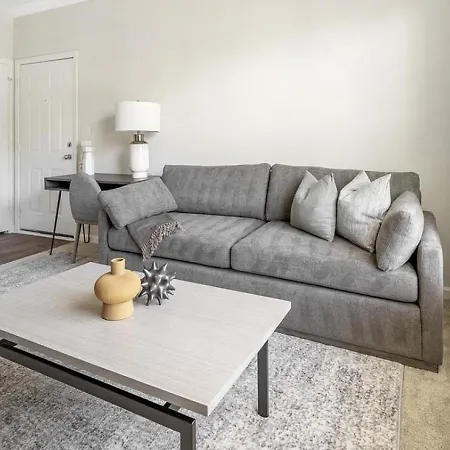 Landing Modern With Amazing Amenities * Charlotte