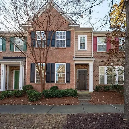 Apartment 3bdrm W/ Kingbed_pool_wi-fi-private Charlotte