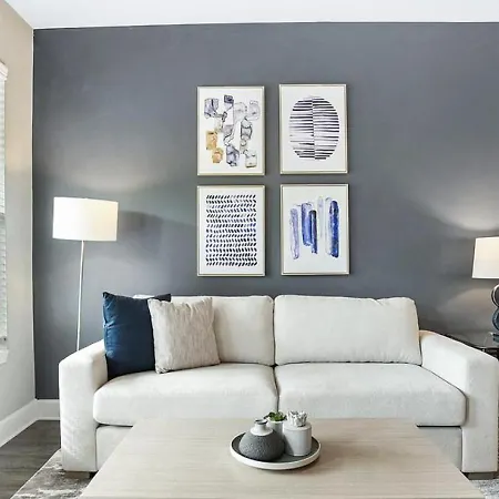 Landing - Modern With Amazing Amenities * Charlotte