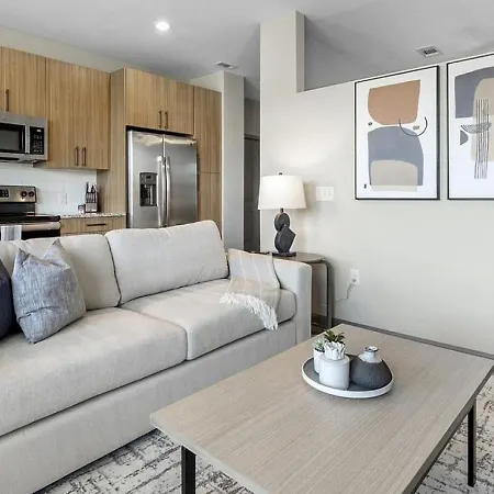 Landing - Modern With Amazing Amenities *