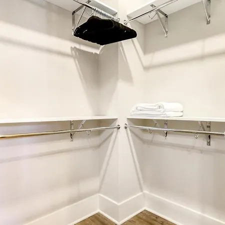 Apartment Landing Modern With Amazing Amenities Charlotte