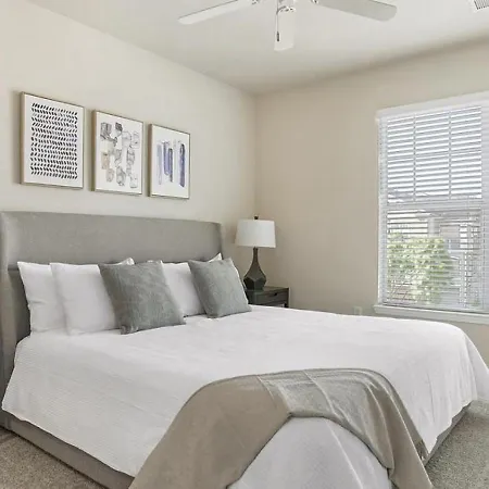 Landing Modern With Amazing Amenities Apartment *
