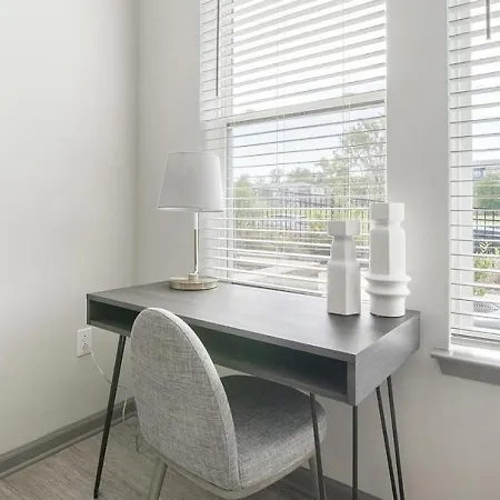 Landing Modern With Amazing Amenities * Charlotte
