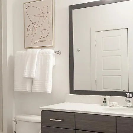 Landing Modern With Amazing Amenities * Charlotte
