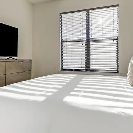 Landing Modern With Amazing Amenities Apartment *