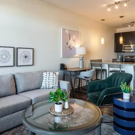 Apartment Landing Modern With Amazing Amenities *