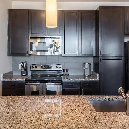 Landing Modern With Amazing Amenities Apartment *