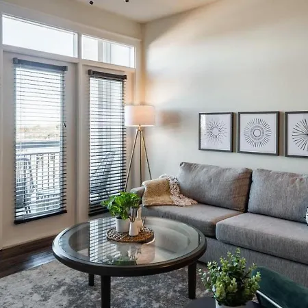 Landing Modern With Amazing Amenities Charlotte