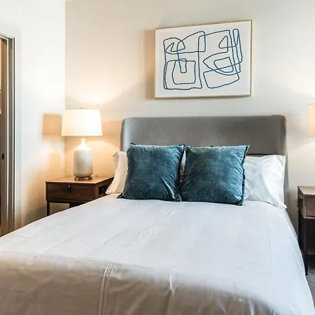 Landing Modern With Amazing Amenities Charlotte