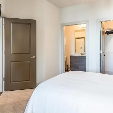 Landing Modern With Amazing Amenities