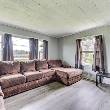 Cozy W/ Fire Pit ~ 6 Mi To Uptown! * Charlotte