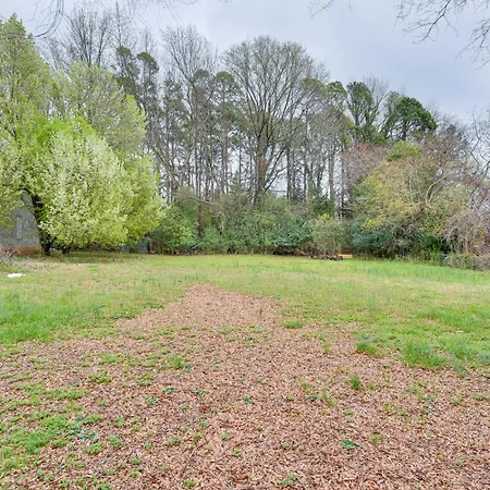 Cozy W/ Fire Pit ~ 6 Mi To Uptown! * Charlotte