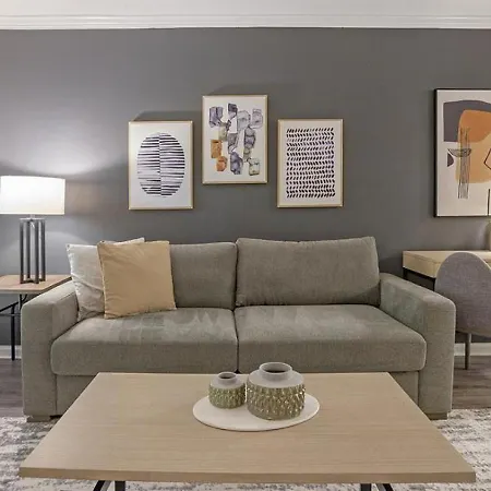 Apartment Landing Modern With Amazing Amenities Charlotte