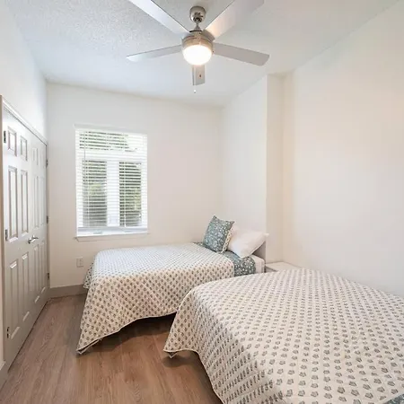 Class & Space Uptown Apartment Charlotte