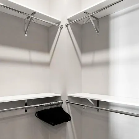 Landing Modern With Amazing Amenities Apartment *