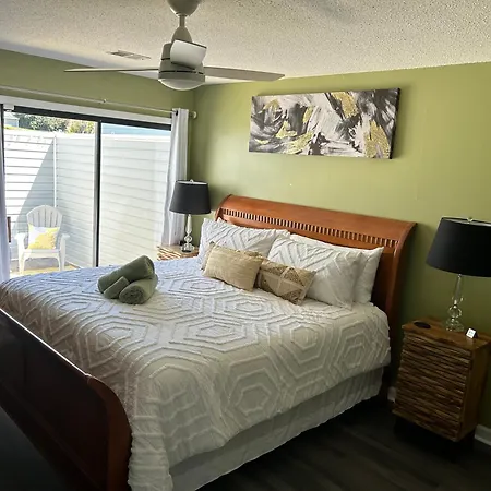 Villa Cozy Home, 10 Minutes Away From Downtown
