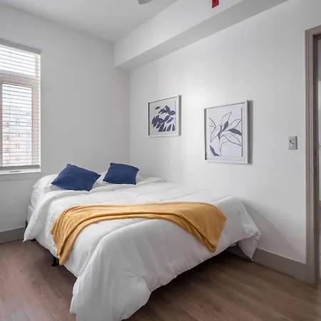 4b 2ba Luxury With Gym Apartment