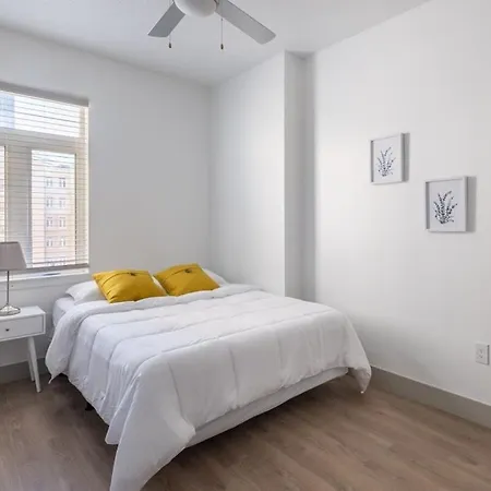 4b 2ba Luxury With Gym Apartment *