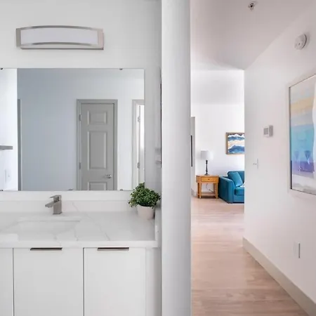 4b 2ba Luxury With Gym Apartment *