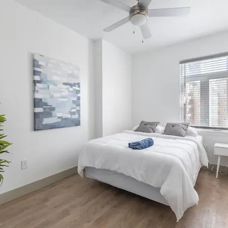 4b 2ba Luxury With Gym Apartment Charlotte