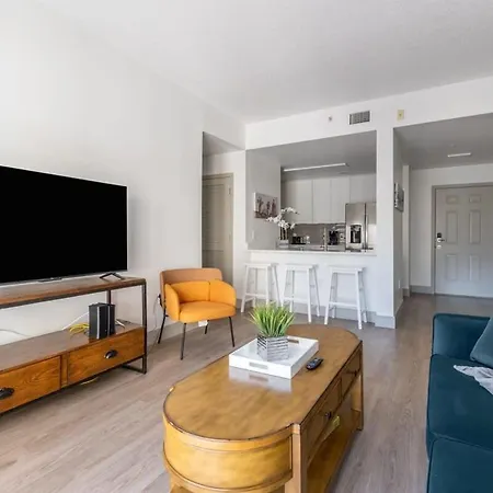 4b 2ba Luxury With Gym Apartment