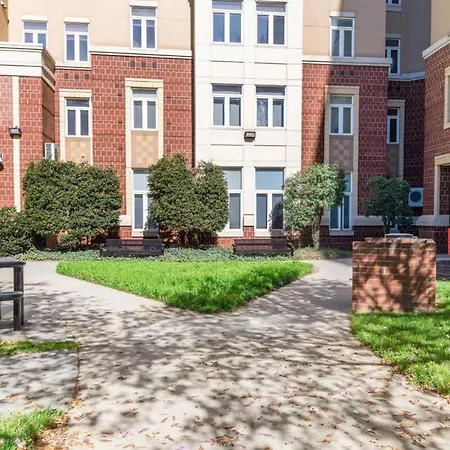 Apartment 3br Premium Downtown With Office & Gym *