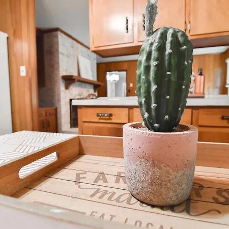 Cozy 2br 2ba 5 Min To 20 Min To Downtown Clt Holiday home Charlotte
