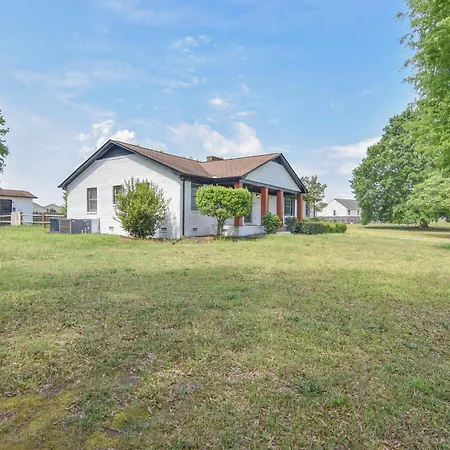 Holiday home Cozy 2br 2ba 5 Min To 20 Min To Downtown Clt *
