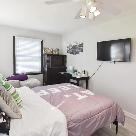 Holiday home Sweet 1br 1ba 5 Min To 20 Min To Downtown Clt *