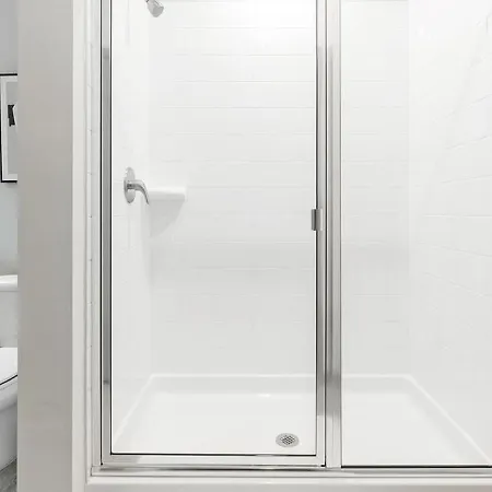 Apartment Landing Modern With Amazing Amenities